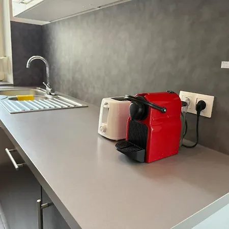 아파트 100m, 5 Min Center 2 Bedrooms, 6 People 콜마