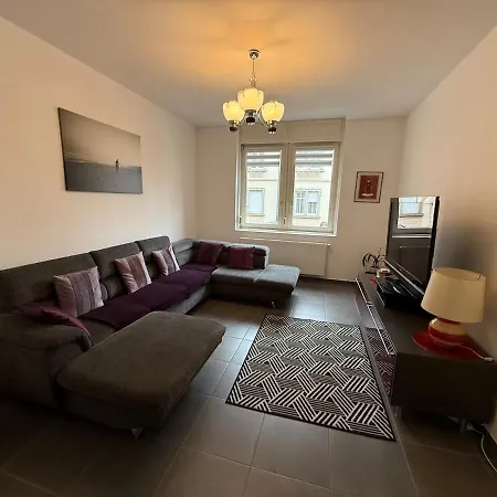 100m, 5 Min Center 2 Bedrooms, 6 People Апартаменты Кольмар
