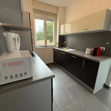 아파트 100m, 5 Min Center 2 Bedrooms, 6 People *
